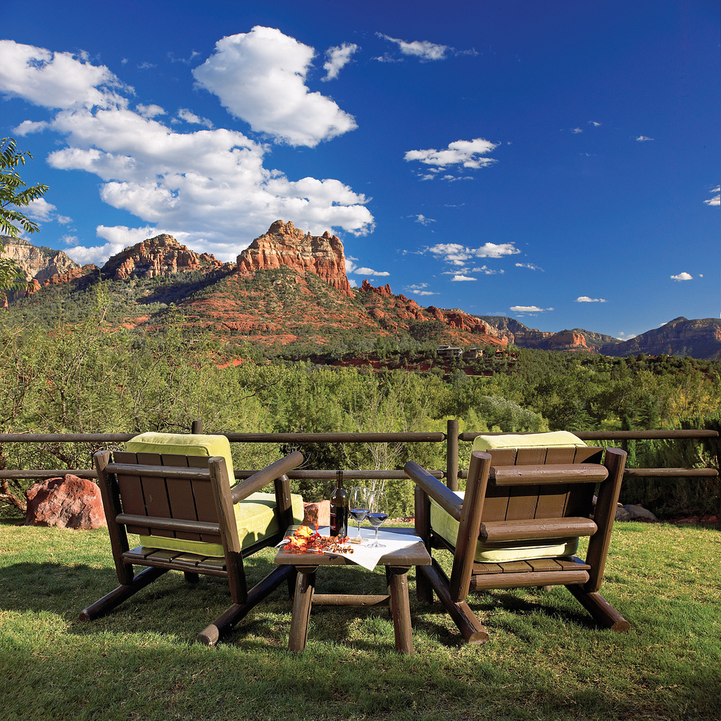 L'Auberge Red Rock Chairs